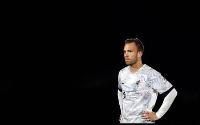 フィオレンティーナ、買取OP付きレンタルでアルトゥールを獲得