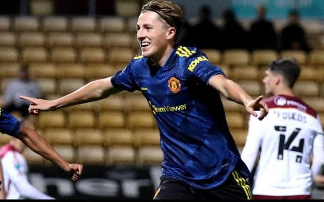 ユナイテッドの若手サヴェージが英3部レディングに完全移籍…父は元ウェールズ代表のロビー・サヴェージ