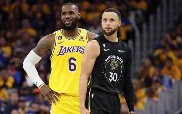 カリーがこれまで何度も対戦してきたレブロンを語る「素晴らしい男で最高の競争相手」