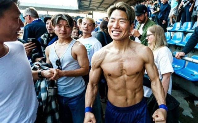 浅野拓磨の“折れない心”。「１試合でひっくり返る世界」「自分が海外でやれること、やれないこともはっきりした」