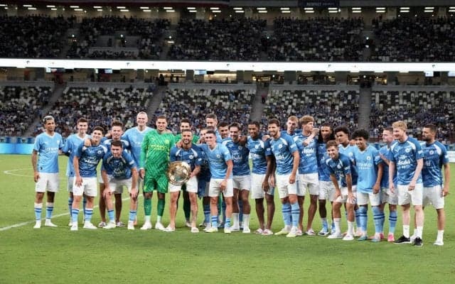 「同じ空気を吸えているだけで幸せなのに」テレ朝の三谷アナがマンチェスター・シティの選手との豪華ショットに感激「お人柄まで素敵なのかと」