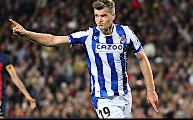 ビジャレアル、RBライプツィヒからFWセルロートを完全移籍で獲得！2028年までに5年契約を締結