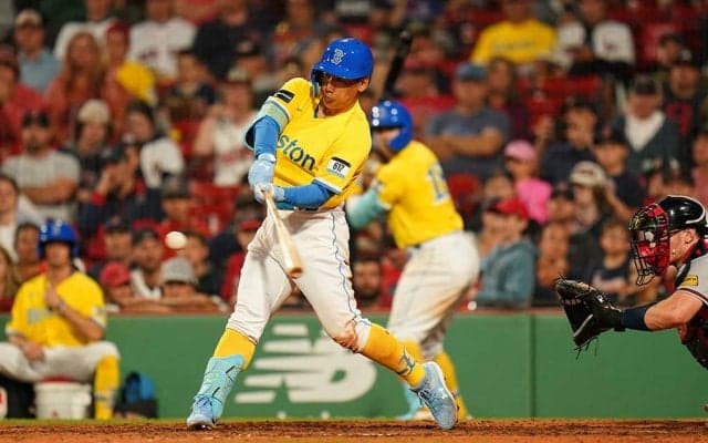 【MLB】吉田正尚、右翼への162キロ第12号ライナー弾含む猛打賞で打率.320浮上　白熱の首位打者争い展開