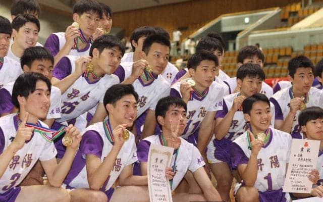 昇陽が初優勝した前年に続き連覇 インターハイ出場を逃した洛南が準優勝【バレーボール近畿大会（男子）】