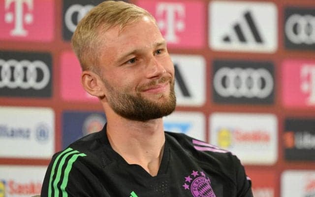 バイエルンMFが来日当日に日本橋のラーメン屋に出没！その美味しさに「これよりいいことがあるのか」と大満足