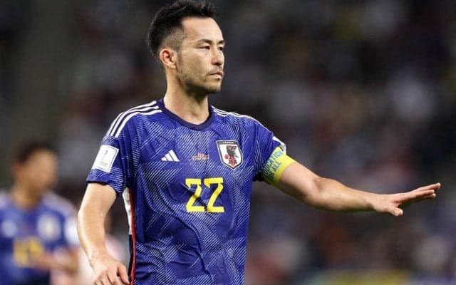 フリーの吉田麻也がバルセロナの練習に姿を見せる！「まさかここで見るとは」「マイアミでプレーしているのでは？」とファンも驚き