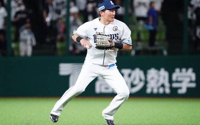 源田壮亮は「グラウンドを汚さない」　驚いた足運び…高校時代から健在だった“たまらん”