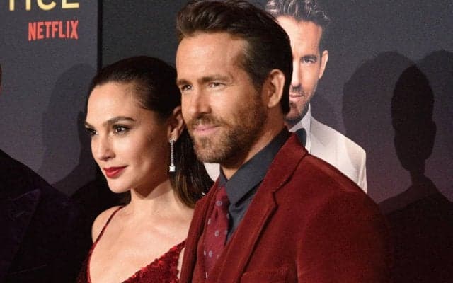 俳優ライアン・レイノルズが保有の4部レクサム、ついに大物FW獲得へ？　歴史的金星のユナイテッド戦でエースが負傷