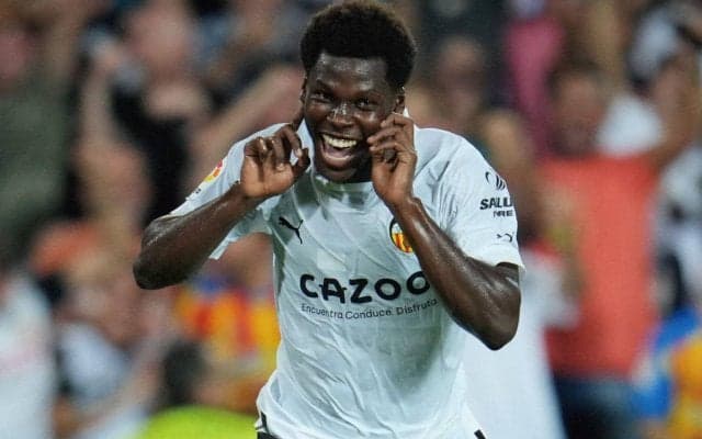 ミランがムサ獲得に一歩前進！　交渉の長期化避けたいバレンシアが要求引き下げ