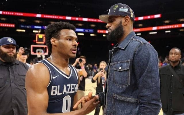 心停止に陥った息子が退院…父レブロンは「愛と祈りを伝えてくれた人たちに感謝したい」