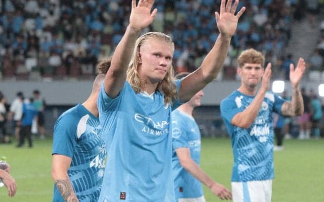 「これは予想外」「可愛すぎる」韓国でも大人気のシティ、ハーランドが世界的人気のガールズグループメンバーと2ショットで騒然「彼女はハーランドより有名かも」