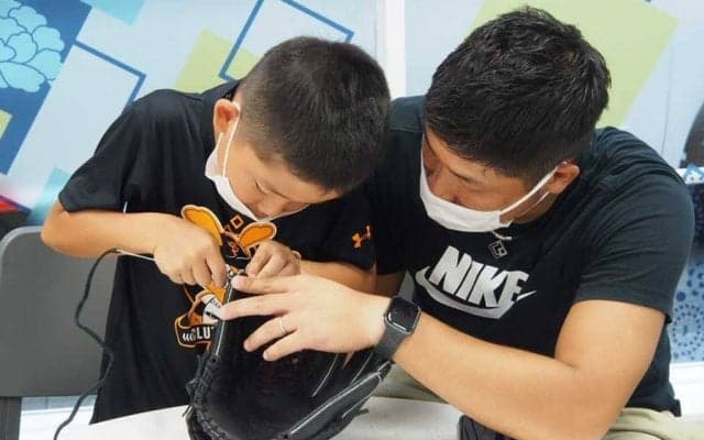 価格“高騰”に廃棄…普及を阻む用具問題　「グラブ作り」で育むサステナブルな野球界