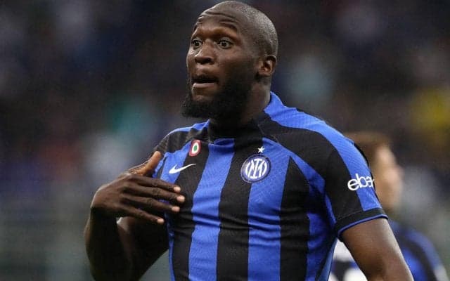 ユベントスの提案をチェルシーは拒否、構想外のルカク巡る駆け引きは続く