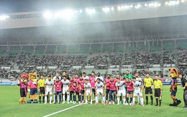 「行きたかった羨ましい…」PSGツアーで来日中のエムボマ氏のサイン会実施に大阪のファンが反応！ イラスト持参の少年も登場して「あか～ん、なんかニヤついて」の声