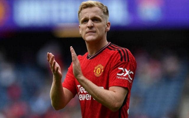 ソシエダの補強は？ 現役引退のダビド・シルバの代役にユナイテッドで不遇のファン・デ・ベークが浮上