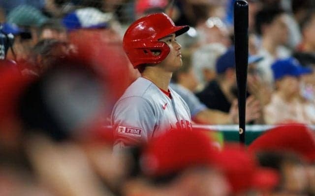 【MLB】交代の大谷翔平に「休みが必要では？」　POへ欠かせぬ大黒柱…エ軍が抱えるジレンマ