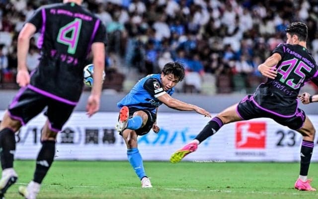 「叫んでしまった。。」川崎・山田新がバイエルンゴールを脅かした「決定的シュート」にファン悶絶！ ドイツ王者から作った絶好機