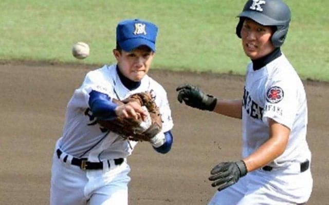 大歓声の中でなぜか通った「声」　甲子園史に残るビッグプレー…二塁手にあった“予感”