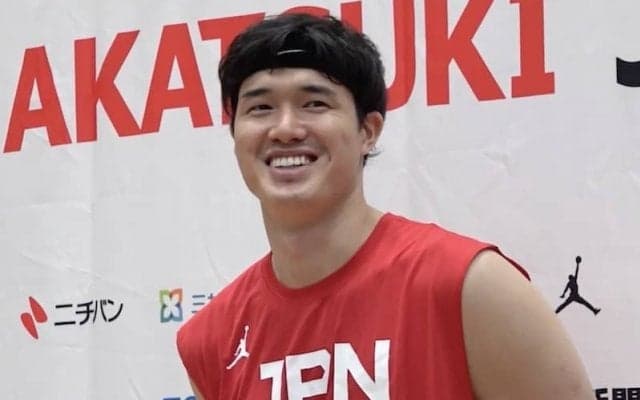 代表合宿で血気盛んな若手と練習に励む渡邊雄太「8月25日に最高の状態を持っていく」