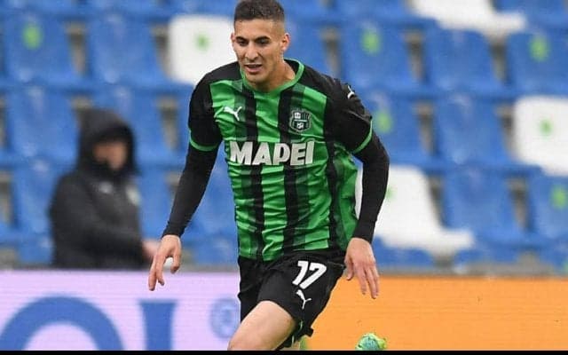 フェネルバフチェ、元トルコ代表SBミュルドゥルを獲得！　サッスオーロと基本合意に