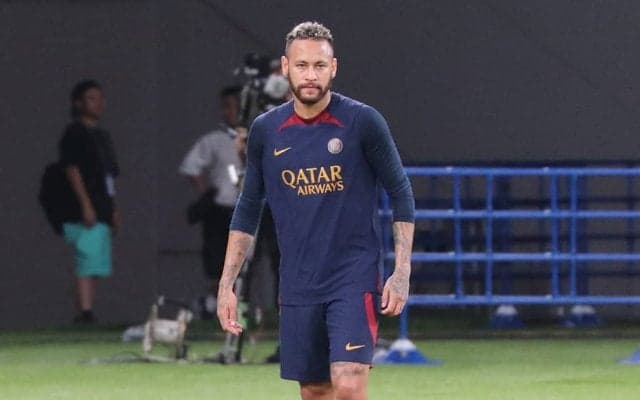 1番人気のネイマールが観客魅了　パリ・サンジェルマンが公開練習、日本ツアー最終戦インテル相手に有終の美飾るか