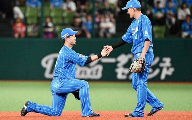 “空中浮いた”芸術送球「美しすぎるよ」　グラブトスとは思えぬ速度「お金が取れる」