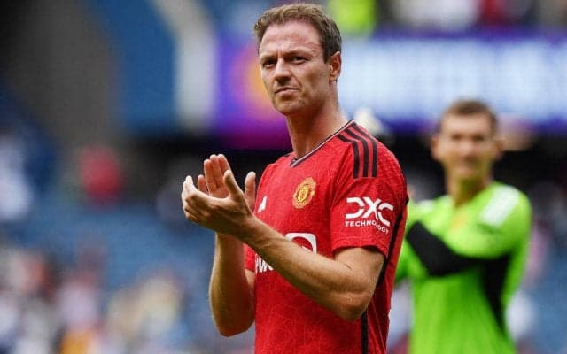 エバンスが契約を勝ち取る？ CBが手薄になるユナイテッドが1年契約を考慮、短期契約でアピール成功か