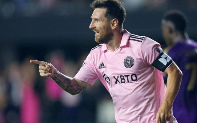 目の前でメッシが圧巻の2ゴール！インテル・マイアミの試合をMLBの超大物も生観戦