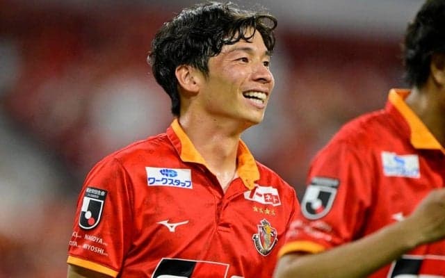 「もうユニフォーム着てる!!」J2仙台が獲得した名古屋MF長澤和輝の「仙台ユニフォーム姿」に驚きと興奮の声！「ぬお！もう仙台におるんか」と移籍発表日当日の姿にも視線集まる