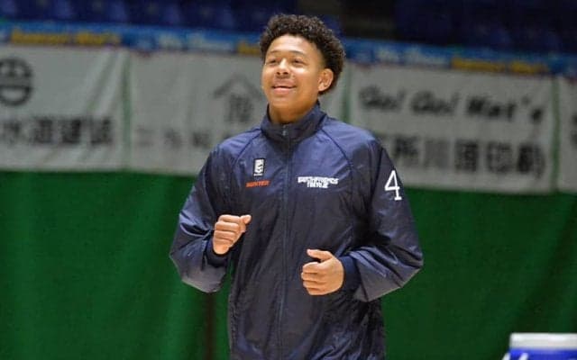 ロバーツ・ケインがBリーグ復帰…特別指定選手のプロ契約で広島ドラゴンフライズへ加入