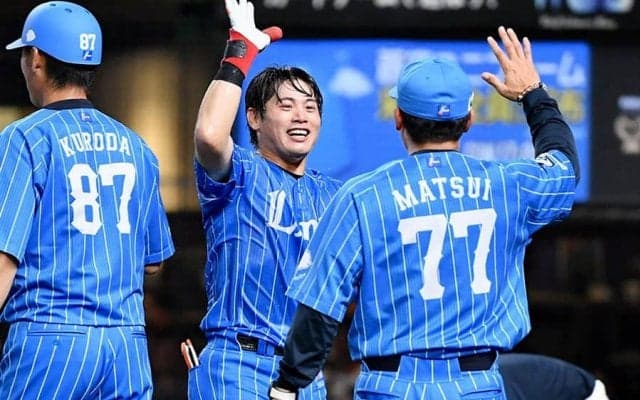 松井監督も激賞「持っている」　激しい“生存競争”がもたらした伏兵の劇的アーチ