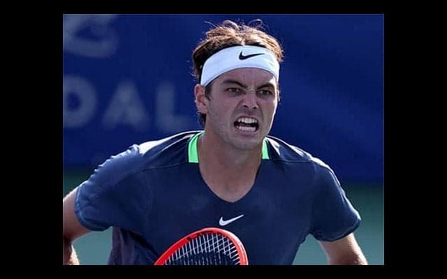 3時間熱戦後 もう1試合勝利し4強