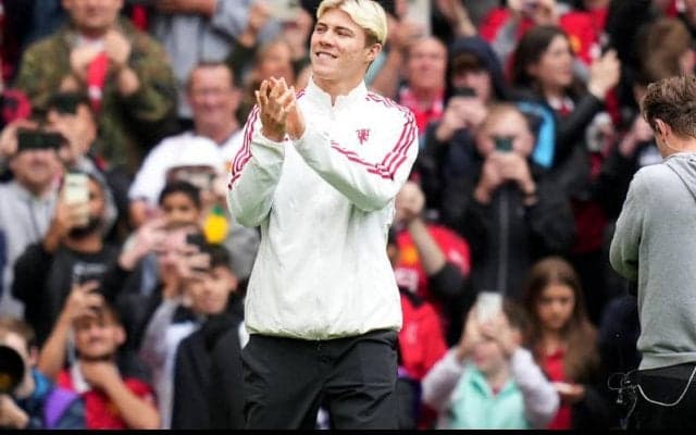 ユナイテッドがホイルンド獲得！　若きストライカーを推定移籍金130億円の5年契約で射止める