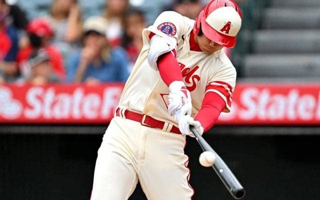 【MLB】大谷翔平は「どこ投げても打たれる」　40発“高速再生”で分かる驚愕の打撃技術