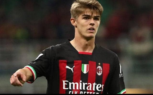 デ・ケテラエルのアタランタ加入が迫る、買取OP付きレンタルで移籍へ