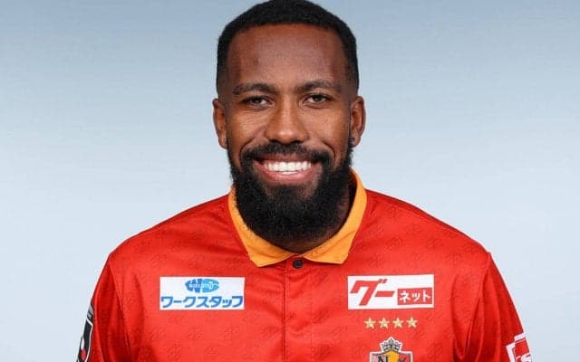 藤枝が名古屋のFWレオナルドを完全移籍で獲得！ J1通算12試合出場も無得点「サポーターに勝利を届けたい」