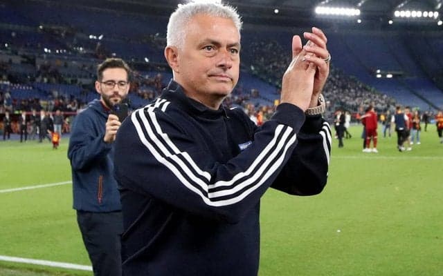 「サウジアラビアを楽しんで」モウリーニョ監督、ブラジル代表DFイバニェスのサウジ行きを明かす…アル・アハリに39億円で売却へ