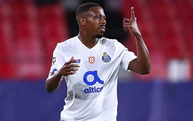 グラナダがポルトDFマナファをフリーで獲得、左右のサイドで130試合プレー