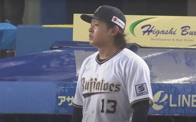 目の前“真っ白”の絶望フライ「こりゃ球見えない」　守備泣かせの珍事ファン騒然