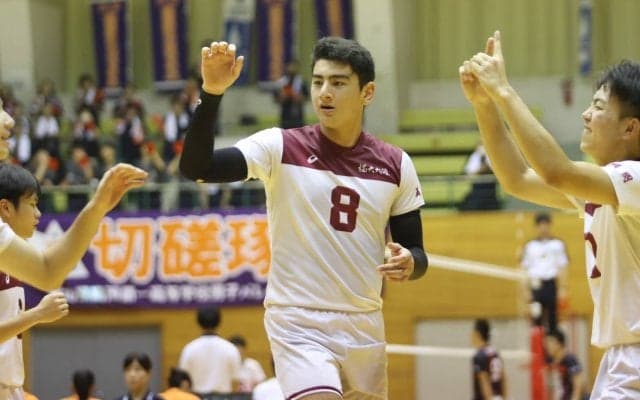身長201㎝マサジェディ翔蓮擁する福岡大附大濠（福岡）が苦しみながらも3回戦へ 九州対決で本領発揮なるか【北海道インターハイ2023】