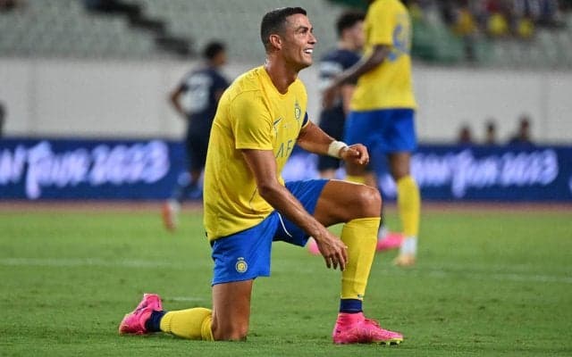 「その発想はなかった」C・ロナウドのゴールパフォーマンスが進化!?チームメイトのナイスアイデアが反響！「Siuuu史上最高の写真」