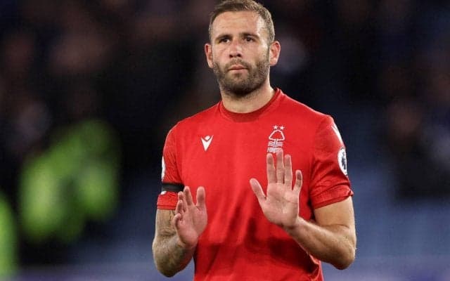 QPRがフォレストのCBクックを完全移籍で獲得、ボーンマスでは公式戦387試合に出場