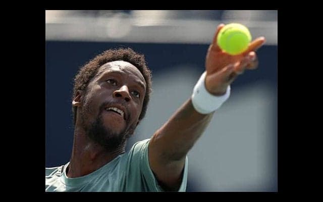 562日ぶり8強 好調モンフィス