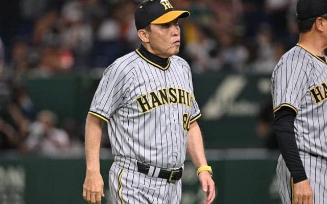 阪神を10連勝に導いた“7回のエンドラン”　球界OBが岡田監督の采配を絶賛！「次から次へと手を打ってくる」