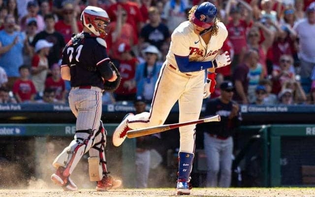 【MLB】衝撃判定に打者ブチギレ…　バット叩きつける“悲劇”に賛否「ロボット審判が必要だ」