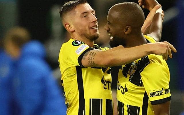 浅野拓磨のボーフムが左SB補強、フィテッセのDFヴィッテクを完全移籍で獲得