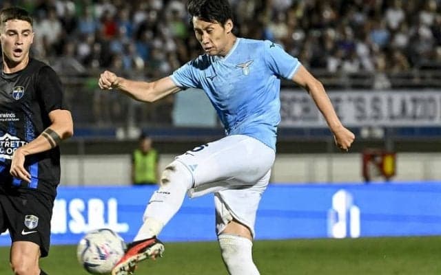 「カマダはすぐに主人公になった」実戦デビューで初ゴールの鎌田大地を現地メディアも高評価「サッリ監督の注目株」