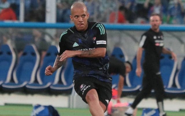 「みんなでやりたい」「流行ってくれたら」広島電撃移籍のマルコス・ジュニオールが新ユニで“かめはめ波”を披露「早く見たい」