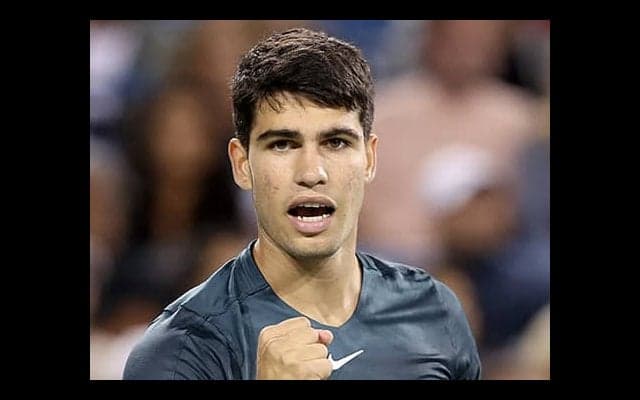 アルカラス 苦戦も今季50勝目