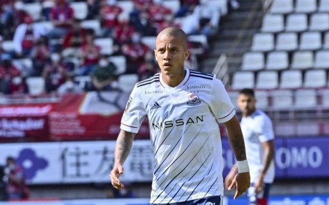 「真面目なのが伝わってくる」J1広島に合流したマルコス・ジュニオールの「初日トレーニング姿」が話題に！「強そー」「初日にして漲る存在感」とファンから期待の声